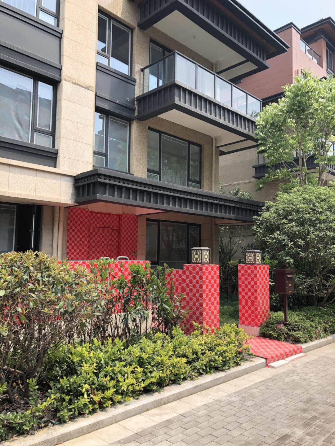 蓝光和雍锦园