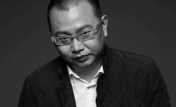 韩松
深圳市昊泽空间设计有限公司创始人&设计总监
中国室内设计十大风云人物
深圳最佳室内设计师
大中华区十佳样板房设计师
  
