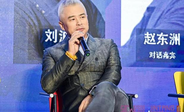 刘波
PLD刘波室内设计顾问（深圳/香港）有限公司创始人
著名酒店设计专家
亚太酒店设计协会专家委员会专家
深圳空间设计协会会长
