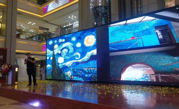 王小冬作为设计师代表分享2018金堂奖年度优秀作品