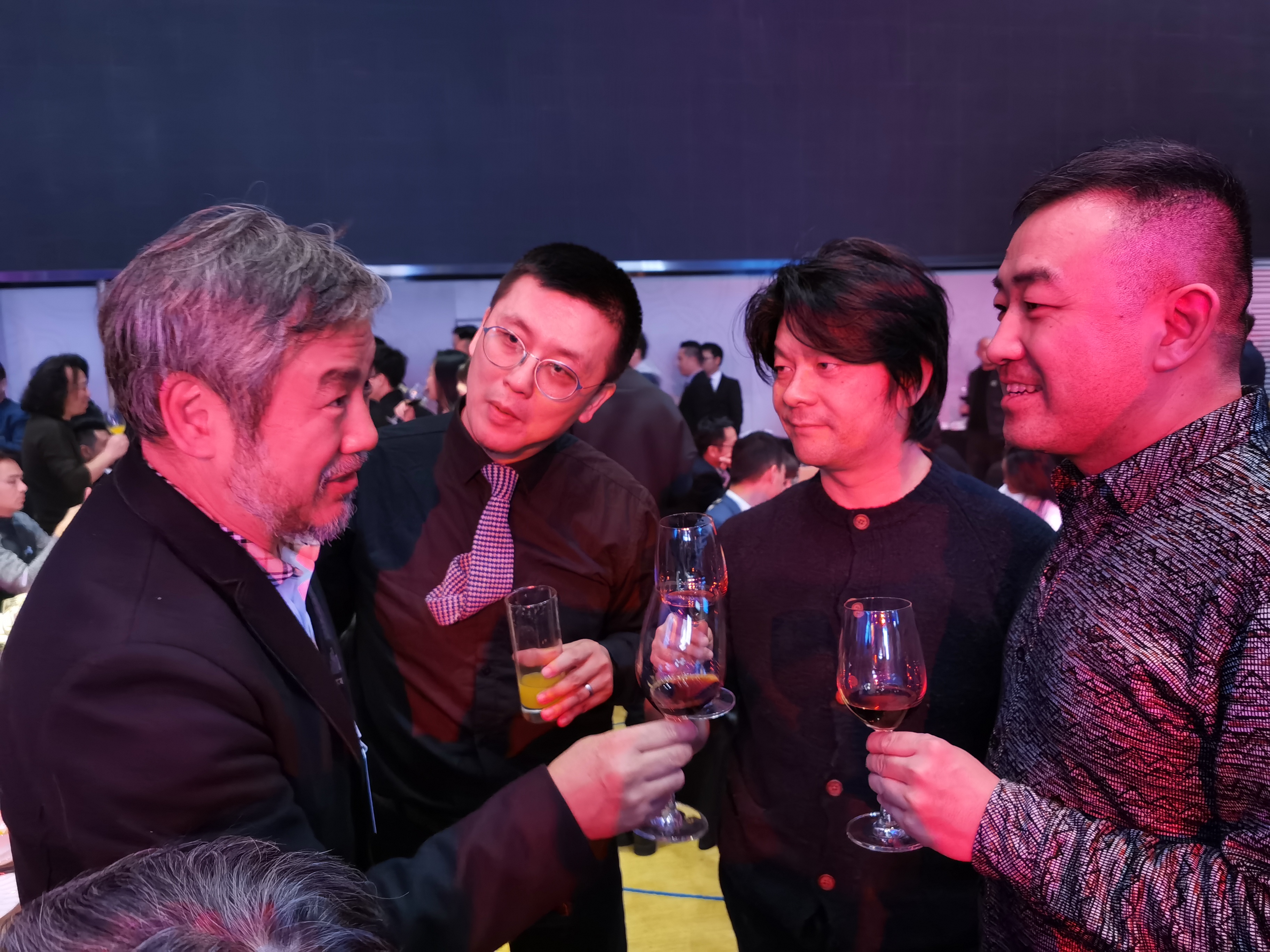 央美建筑设计研究院院长，博士导师王铁合影