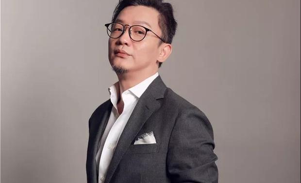 陈武
深圳市新冶组设计创始人
泛娱乐产业商业创新专家
德稻高端创新教育平台导师
德国Reddot Design/IF Design、英国Anderw Martin 获奖设计师
