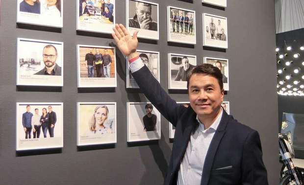 德国红点奖（Red Dot Award）是世界上知名设计竞赛中最大最有影响的竞赛之一。
评委们对参赛产品的创新水平、功能、人体功能学、生态影响以及耐用性等指标进行评价后，最终选出获奖产品。