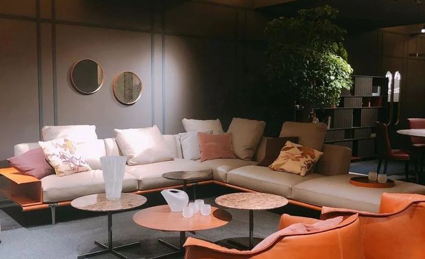 Poltrona Frau，情感.读物.体验.宝藏均聚集于此