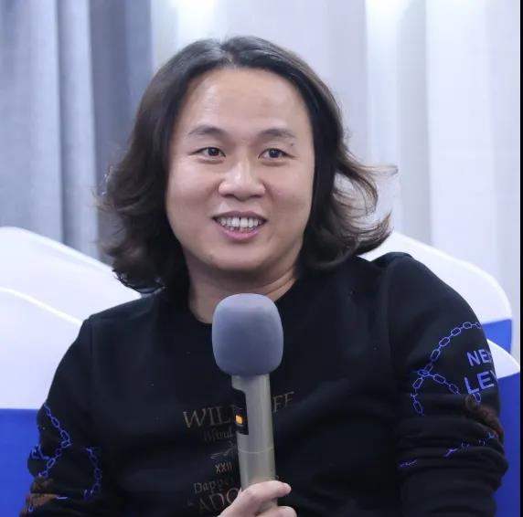 何泽辉
威尔思装饰
我更关注的是智能监控、安防系统。