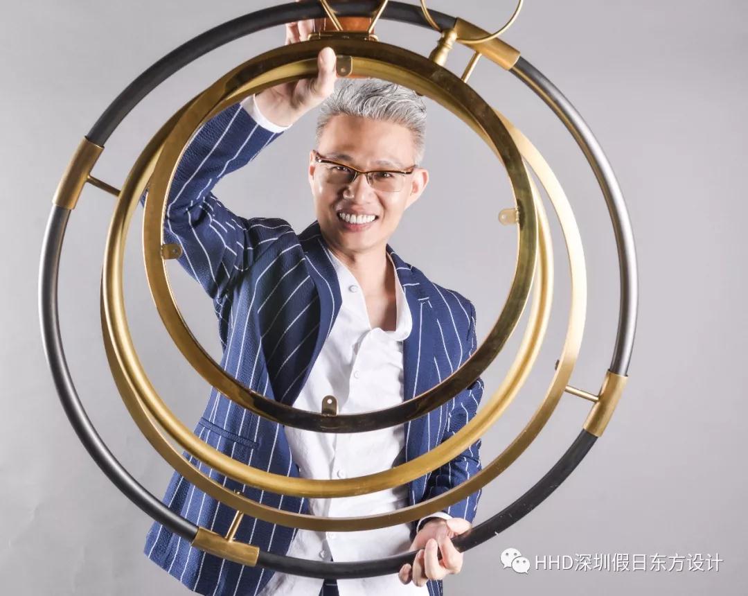 由此来说，“场景式设计”设计理论不仅使得空间本身更具表现力与视觉感染力，也令空间的特殊性更加明确和各异，从而为空间的主体——人，营造了一种更独特的体验，丰富了人在空间中应有的感知。洪忠轩认为，通过思考与创造力，“场景式设计”定会在未来的空间设计中带来非凡的意义。“场景式设计”不仅成为了洪忠轩个人的设计哲学，更深刻地影响了HHD深圳假日东方设计整个企业的设计理念。
