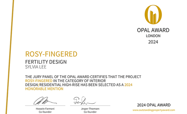 本文由OPEN編輯部撰寫

OUTSTANDING PROPERTY AWARD LONDON,OPAL（英国伦敦杰出地产大奖）由全球知名企业集团Farmani Group组织，并以招揽全球最佳建筑师、室内设计师与房地产开发商为目标，在创造异业菁英联合平台的同时，找寻各地最富创造力、革新感、社会影响力与永续性的设计方案。参与者有机会替自己最新颖的企划，博得国际能见度，并且和产业的先驱及专业人士进行交流。

丰聚设计 设计总监 李羽芝、执行总监 黄翊峰 运用线条比例与异材质拼接，辅搭沉静和稳的中性色调，造就契合屋主气质的时尚美邸《当代御邸Eminence》；同为家宅作品的《Rosy-fingered微粉寓所》则以烟燻玫瑰色缀点奶茶色系，营造梦幻不失个性的柔润景緻，刻画独属居者的温馨归宿。两者分别赢获本届赛事「Winner」及「Honorable Mention」奖项，为品牌成就新添一笔荣耀！
