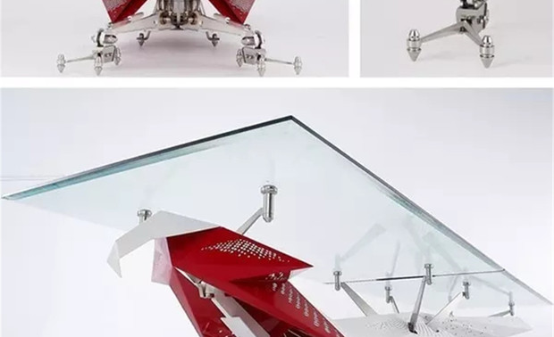 ▲图为：玄武创研-Garuda丹凤桌

紫微，在天文学中被称为北极星，乃北斗七星之首。在设计之初，正值黄书恒职业生涯低谷时期，[Zodiac紫微桌]的诞生象征指引方向的北极星。

参照圆桌武士之典故，传说亚瑟王与他的骑士们共商国事时，围圆而坐，不分尊卑，各畅己见，透过这样的议事仪式，亚瑟王成功地凝聚了一群同志的向心力，而圆桌会议亦演变成平等、开放、荣誉的象徵。