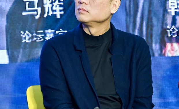 马辉
高级室内建筑师
EH DESIGN GROUP易和设计集团设计总监
中国建筑装饰协会设计委员会副主任委员

