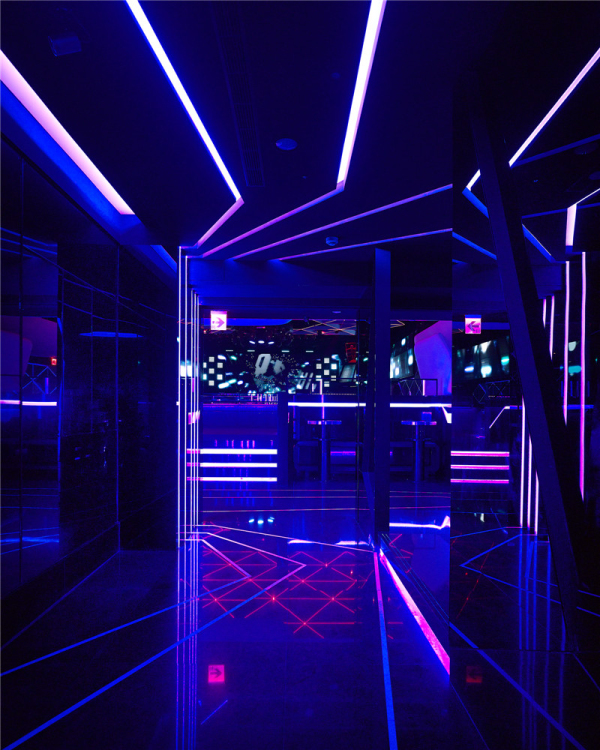 ▲2016年德国IF设计大奖获奖作品——台北最红夜店OMNI 设计师：张祥镐

