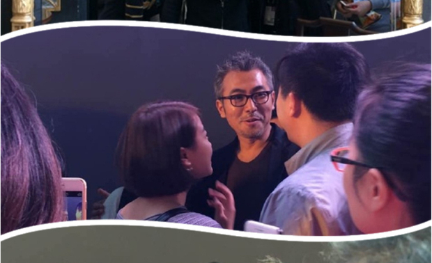 ▲葛亚曦与众多粉丝


◆ 走进LSDCASA葛亚曦公司，探秘葛亚曦的设计世界