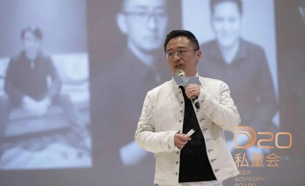 全程托管听起来容易，做起来却不简单，涉及面广，工作量大。如今有很多装饰公司也想做全程托管，但实际进行得并不顺利，究其根本在于全程托管需要严格把控几个重要因素：一、专业的设计能力；二、完善的服务体系，包括售前、售中和售后；三、优质的施工队伍；四、强大的资源整合能力；五、品牌的推广能力。