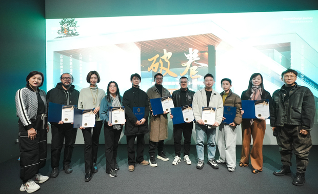 ▲李羽芝总监与其他参与本次计画的设计师们共同合影。

欲见更多丰聚设计作品，请至： 
https://www.openworld.tv/designer/in/aid/2793.html

丰聚室内装修设计有限公司
地址：台中市西屯区大墩十九街186号11F-1
电话：04-2319 6588
传真：04-2310-6553
信箱：jtid2007@gmail.com
网址：http://www.fertility-design.com/
LINE：https://line.me/R/ti/p/%40fertility-design

OPEN Design动能开启传媒：https://www.openworld.tv/