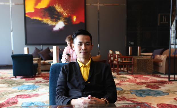 意大利米兰理工大学设计管理硕士 
中国注册高级室内建筑师
澳门城市大学在读博士