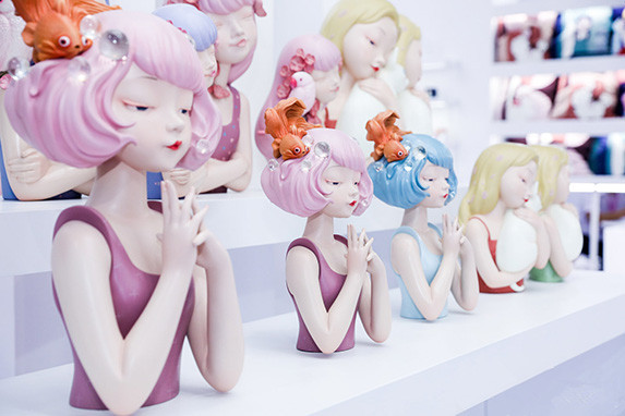 迎来25岁生日的中国国际家具展，在设计上再次突破自我。