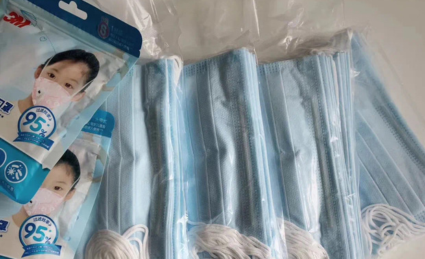 ▲ 开工后，公司为员工准备的部分防疫物资
