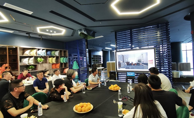 各位设计师听张立均老师分享  