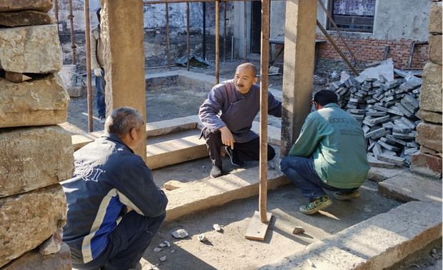 经过孙老师修复的老宅,50年内不需再修缮。这么多年,他为了老宅修复和研究付出了太多。