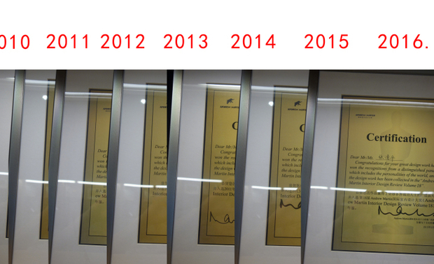 图为张清平老师连续7次入选室内设计“奥斯卡”-「安德鲁．马丁室内设计年度大奖」华人50强、全球100大顶尖设计师，部分证书照片为示意图。

据笔者对安德鲁马丁大奖的研究和统计，自2010年起，张清平老师是大中华地区，乃至于全球唯一一个连续7次入选室内设计“奥斯卡”-「英国，安德鲁．马丁室内设计年度大奖」华人50强、全球100大顶尖设计师。
而总共入选次数13次，最多次入围安德鲁马丁大奖的梁志天先生，在2010年后也仅有4次。
