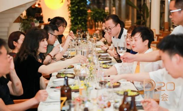 本次私董会取得圆满结束，感谢分享，感谢在场各位设计师的热情参与。下一期，我们再会！