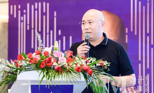 李振铭认为,孔孟所强调的“天人合一”,以及华夏文明中“三教五行”里所讲的居住之道,与我们现在所强调的生态节能,其实是完美吻合的。
“天人合一”的最佳建筑,就是不需要过多地使用设备,尽可能地利用外界环境、建筑规划等条件,就可以满足低碳、高效、经济、环保、健康等指标。