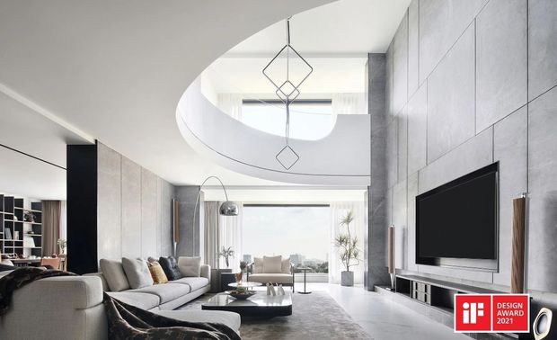 本案通过灵动合理的空间改造，秩序之下，用几何线形的勾勒，很好地连接了人的情感共容，契合了业主的精神诉求，艺术简雅、丰富丰润，为居住带来了赏心悦目、抚慰心灵的绝佳体验，让家真正地成为了温情自在的精神港湾。


项目名称 | 雅歌
项目地址 | 中国 成都
设计机构 | STUDIO.Y室内设计事务所
设计团队 | 余颢凌、尹杰、杨一凡、刘芊妤、杨菲
项目品宣 | 徐彩红
空间摄影 | 张骑麟
项目面积 | 460㎡
完工时间 | 2020年4月
部分品牌 | Minotti、Ligne Roset、Roche Bobois、iGuzzini、Gaggenau、Snaidero、B&O、Benjamin、Comfo systems、Moorgen




- 获奖作品 -

理想国
Li Xiang Guo