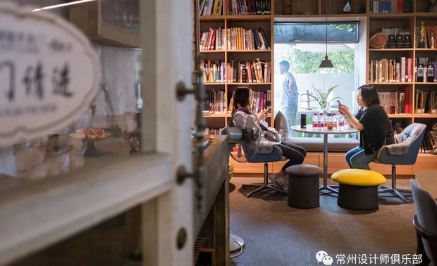 意内雅室内建筑设计事务所，成立至今十八年，从创立到现在一直秉承“空间是物质的，也是精神的”的设计格言，集结了室内、建筑、广告、园林等各专业优秀人才和众多国际资源。致力于改善建筑室内外空间，优化现代人物质及精神场所品质需求而努力。