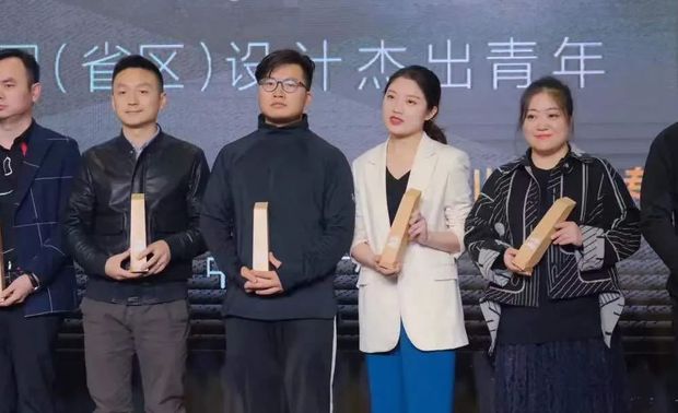 ▲尚舍生活设计 沈鹏
荣获2019 40 UNDER 40中国(四川)设计杰出青年
