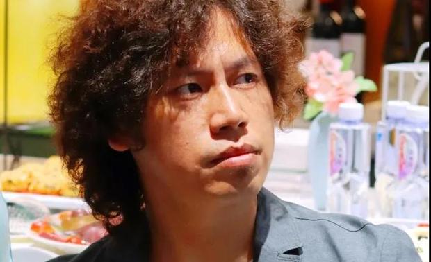 周裕霖
好易居装饰
设计总监
周裕霖表示,原来无论是设计师,还是业主,在装修过程中都更加侧重在厨柜的设计,追求搭配的合理、风格的统一等。但随着人们生活水平的提高,也慢慢体会到厨房电器的重要性,甚至可以花多倍于厨柜的钱在厨电上。
而从鹤明进口厨房电器展厅,可以看到各种先进的厨电,真正感受到了厨电的力量,这将是设计师也要精修的功课之一。