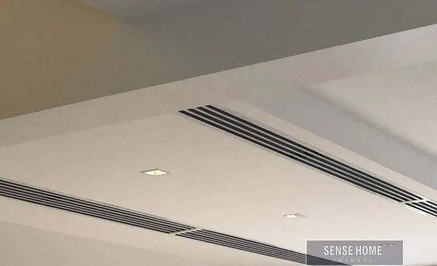 ~工地送清凉~
施工现场一直是我们严抓细琢的部分,最不能忽略的当然是工地的施工人员。他们日夜在工地奋力,筑建一个个温馨居所。在炎炎夏日,我们为施工人员送去了清凉~