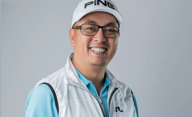 陈伟文( Wayman )
TT Design创始人、总设计师
深圳市十杰设计大师
/大中华区十佳酒店设计师
/国际注册高级室内设计师
/中国高级室内建筑师
/长江商学院EMBA
/中国最具影响力设计师
/深圳室内设计师协会第三届理事会副秘书长
/湛江设计力量发起人兼总监事长
陈伟文先生作为同心同盟设计的创始人、深圳市十杰设计师,曾担任室内设计师协会副秘书长,凭借16年的高端空间设计经验,在私宅、会所、酒店、样板房等业务领域颇有建树。他曾为HILTON希尔顿、ACCOR雅高、RAFFLES莱佛士、IHG洲际等国际知名品牌酒店管理集团提供专业设计服务,创造卓越价值,成就蜚声业界。