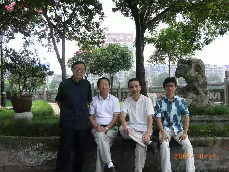 06年温少安与两位老爷子在庐山