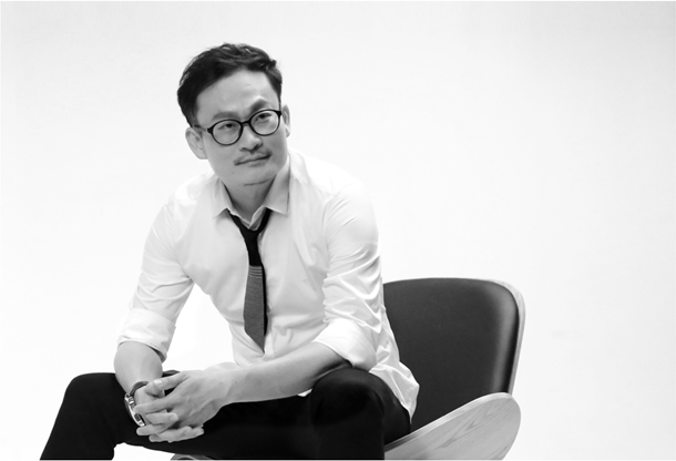 图| 谢宇书 [中国.台湾]
台湾著名音乐人制作人、曾与林志炫合作出版专辑、著名空间设计师，被誉为台湾设计鬼才、CCTV2频道《空间榜样》明星设计师 

