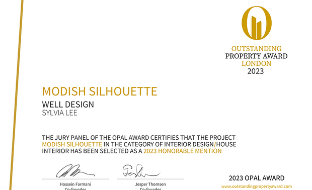 本文由OPEN编辑部撰写
OUTSTANDING PROPERTY AWARD LONDON,OPAL(英国伦敦杰出地产大奖)由全球知名企业集团Farmani Group组织,并以招揽全球最佳建筑师、室内设计师与房地产开发商为目标,在创造异业菁英联合平台的同时,找寻各地最富创造力、革新感、社会影响力与永续性的设计方案。参与者有机会替自己最新颖的企划,博得国际能见度,并且和产业的先驱及专业人士进行交流。
呼应从事科技业及护理业的业主夫妻气质,微设计 李羽芝 设计总监 选用时髦灰白奠定空间基调,搭配彷银狐石纹的电视主牆,打造前卫俐落的风貌,其间缀以沉稳的灰蓝色柜体、软装,成就静谧舒心的细緻质感宅《上晴》,获赛事评审们一致好评,夺得「Honorable Mention」佳绩,于国际间再度推广品牌名声!