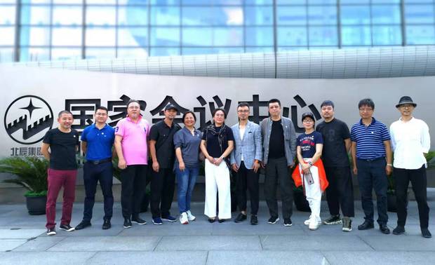 19年北京新闻发布会一众兄弟们合影留念