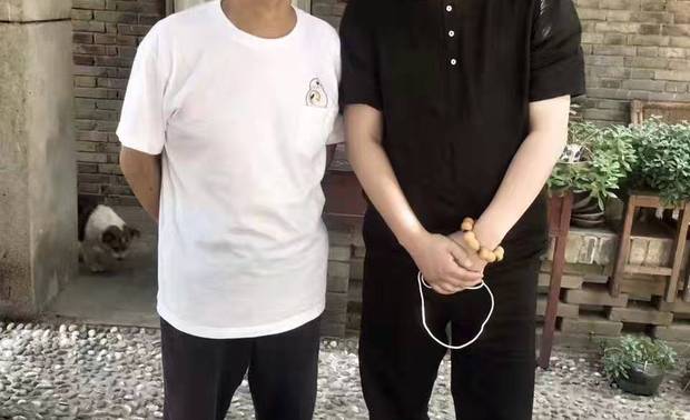 与余平老师合影