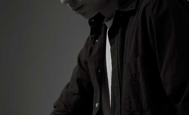 
纬纶设计
设计总监 华苇轩

公司简介
「经纬有序，其出于纶。」
在蕴藏无限可能的设计中，
必然具脉络可循，
深究其理继而创作，
进而筑起心之所向的独特美境。
经手无数项目、凝鍊多年历练，
纬纶室内设计，
率领热情、专业的设计团队，
细腻梳理每寸各隅，
循业主所需，充盈生活机能；
依案场特色，挥洒专属艺韵，
围塑一派写意氛围，
成就质与美兼具的恬逸天地。

获奖纪录
2025
美国 LONDON Design Awards - Silver
美国 French Design Awards - Silver
美国 Muse Design Awards - Silver
马来西亚 My Favourite International Design Award - 商业空间类 Winner

2024
英国 London International Creative Competition - Official Selection
韩国 K-DESIGN AWARD - Gold
英国 Outstanding Property Award London - Winner
中国 APDC 亚太室内设计菁英邀请赛 - 商业空间类 Winner
美国 Muse Design Awards - Double Silver
美国 TITAN Property Awards - Gold
美国 International Design Awards - Honorable Mention

获奖作品《墨隐》
