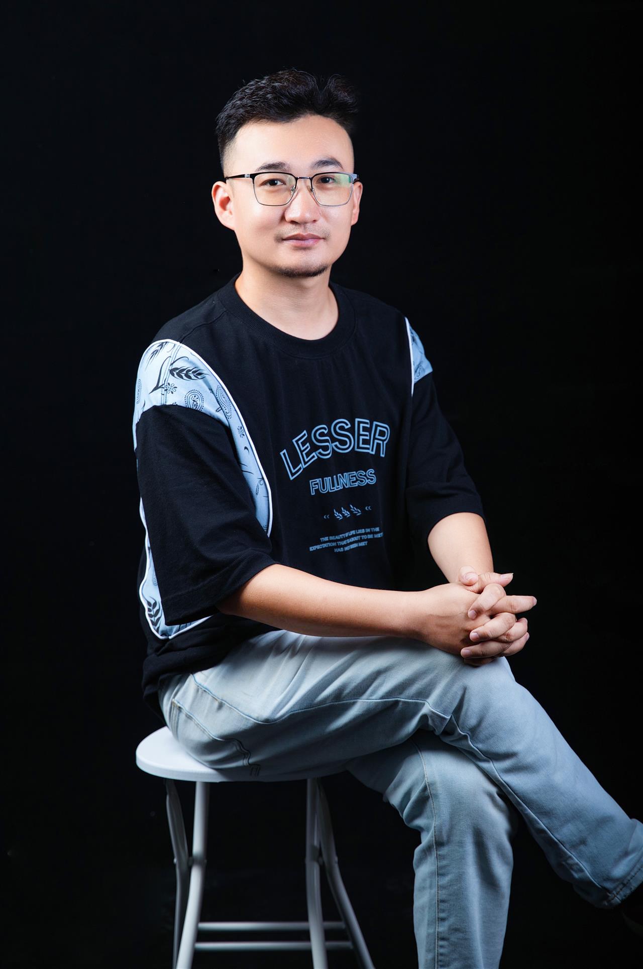 王明俊