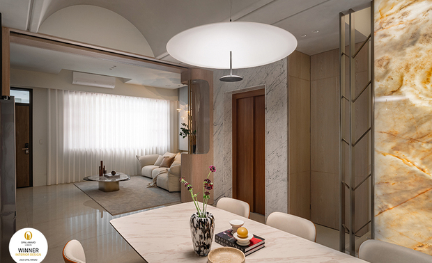 ▲餐厅选用具透光纹理的天然大理石，搭配柔和灯光，提升用餐气氛，营造高雅的氛围格调。
