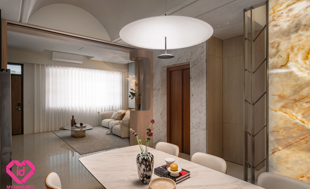 ▲餐厅选用具透光纹理的天然大理石，搭配柔和灯光，提升用餐气氛，营造高雅的氛围格调。
