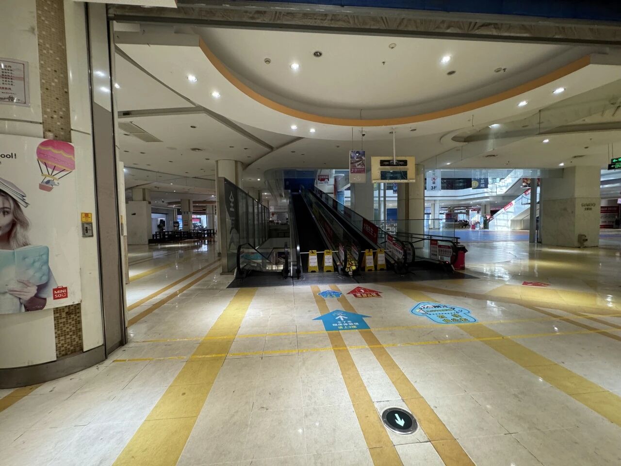 ▼ 电梯间改造后效果图