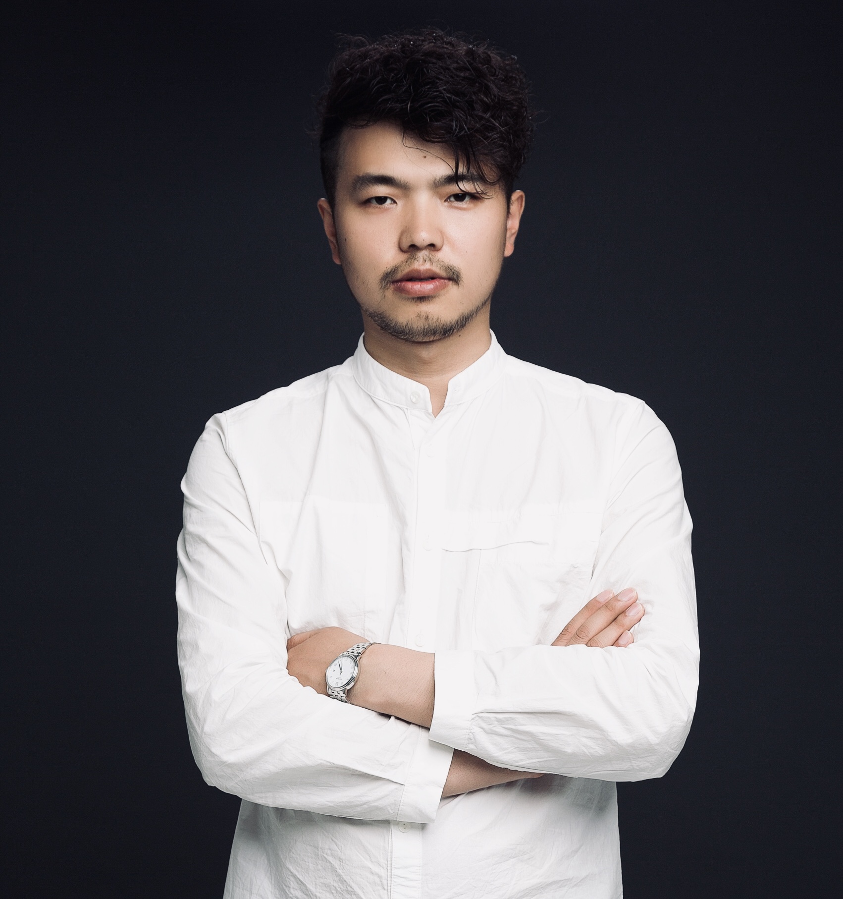 张奇
