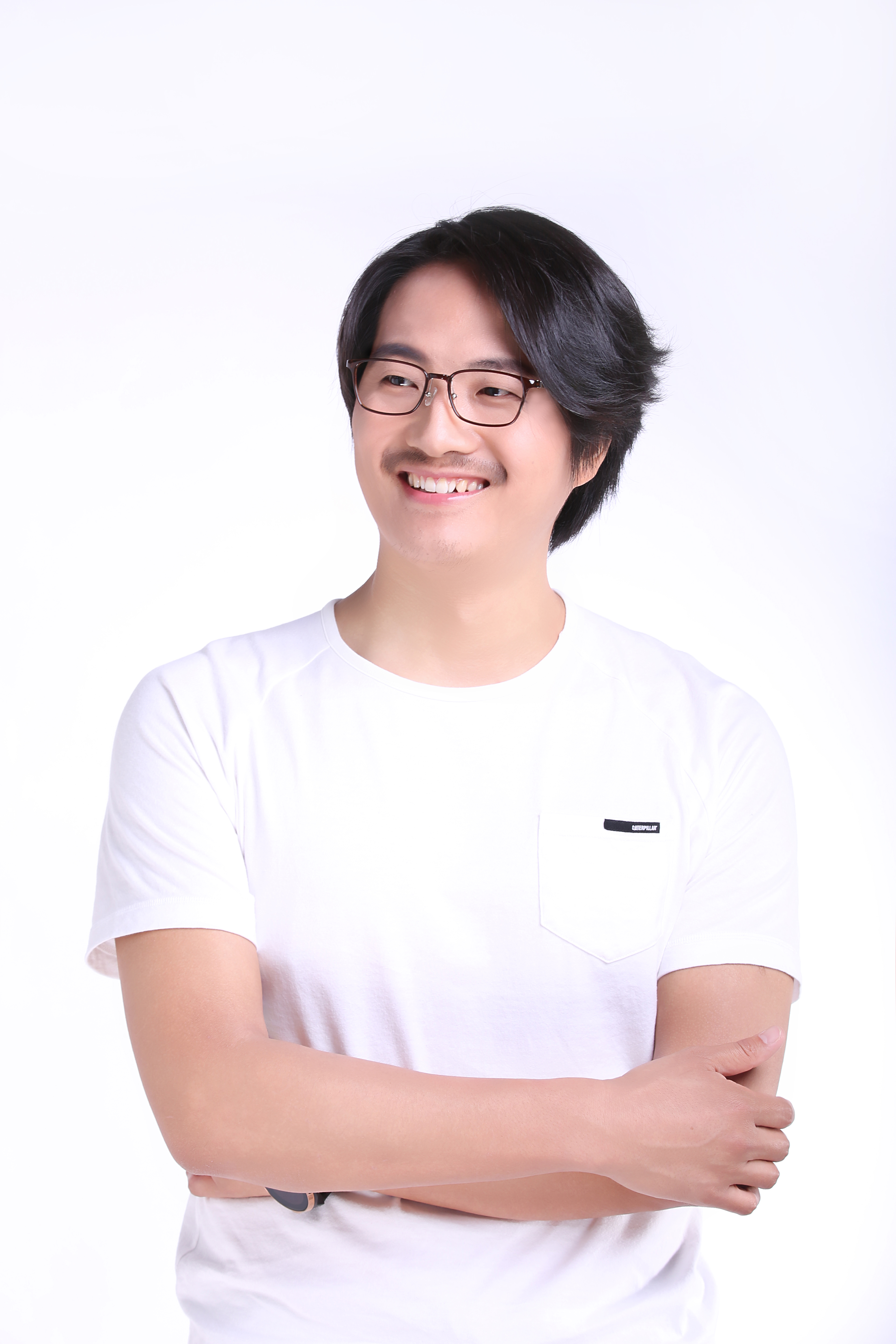 李战强
