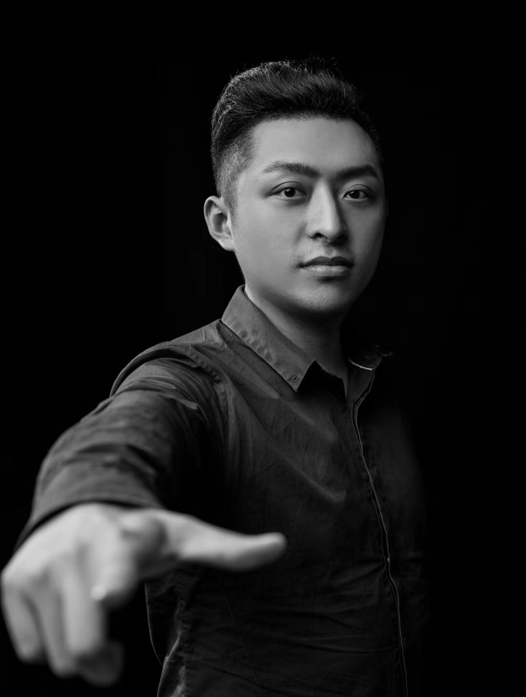 王明飞