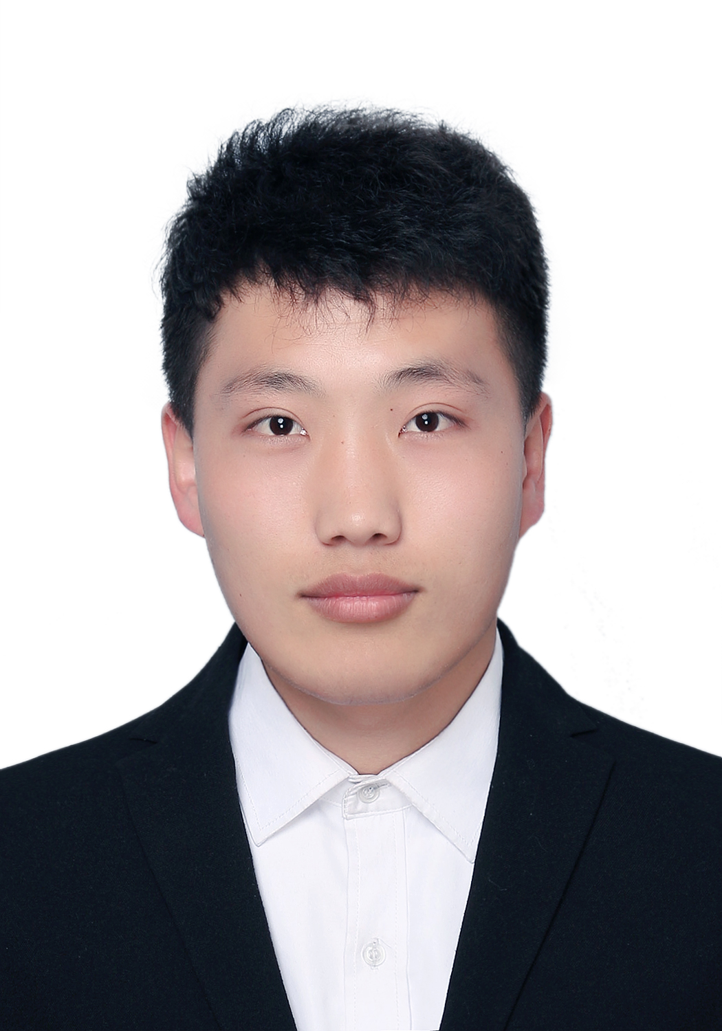 李志龙 