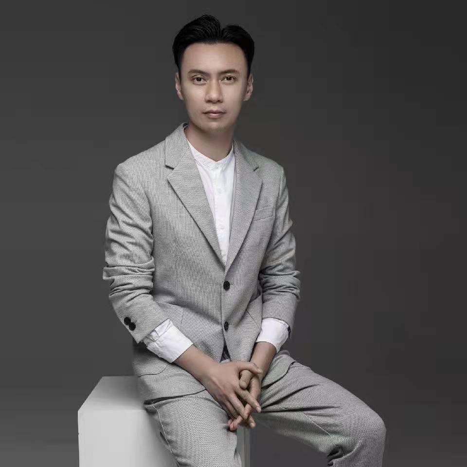 罗晖