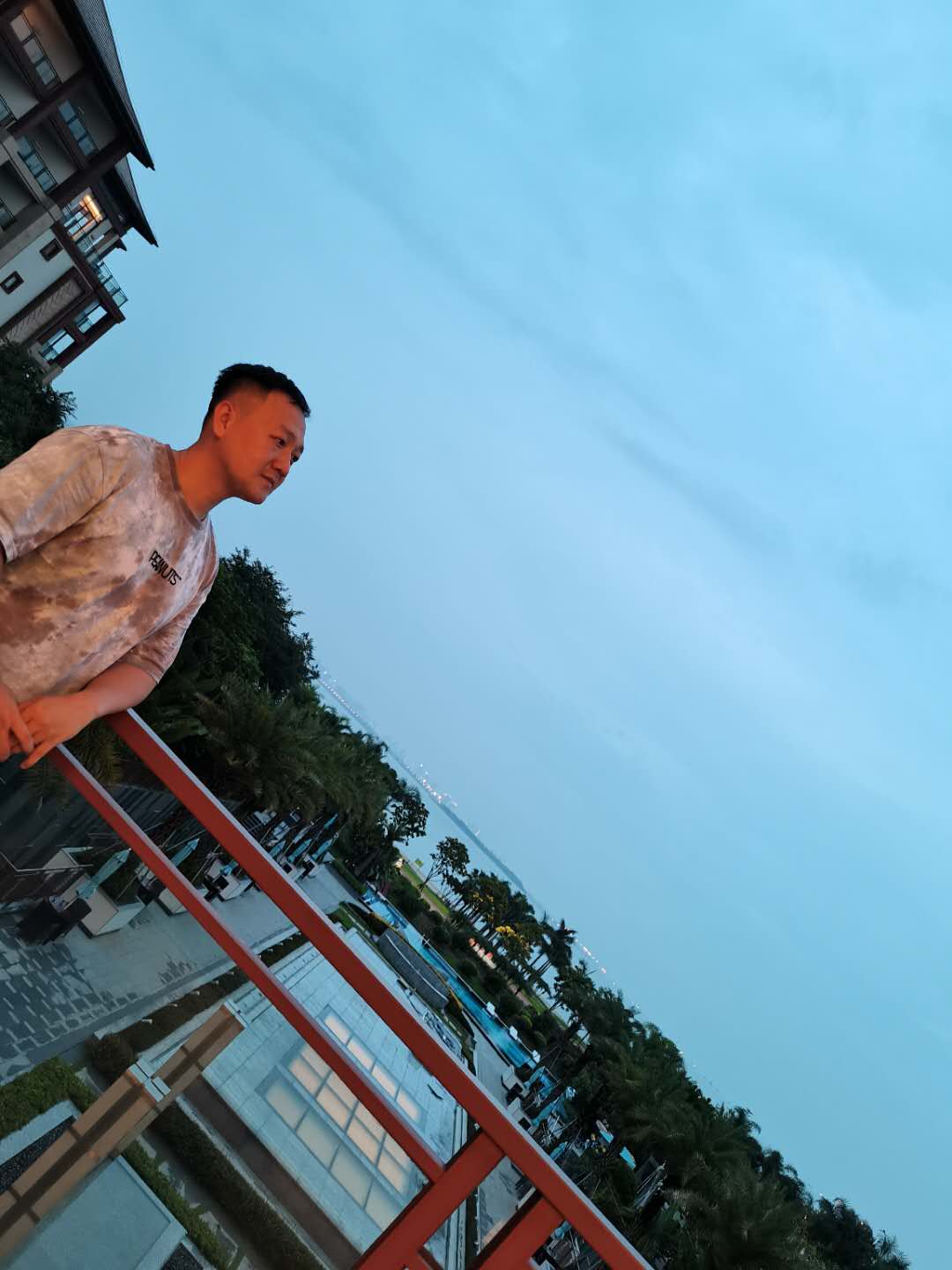 吕俊杰